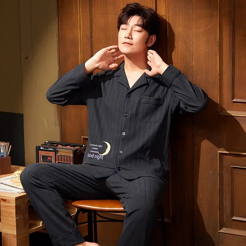 Men's Pajamas Long Sleeve Solid Color Cotton Cardigan Youth Loose Plus Size Boys Leisure Home Service Suit In Spring and Autumn.