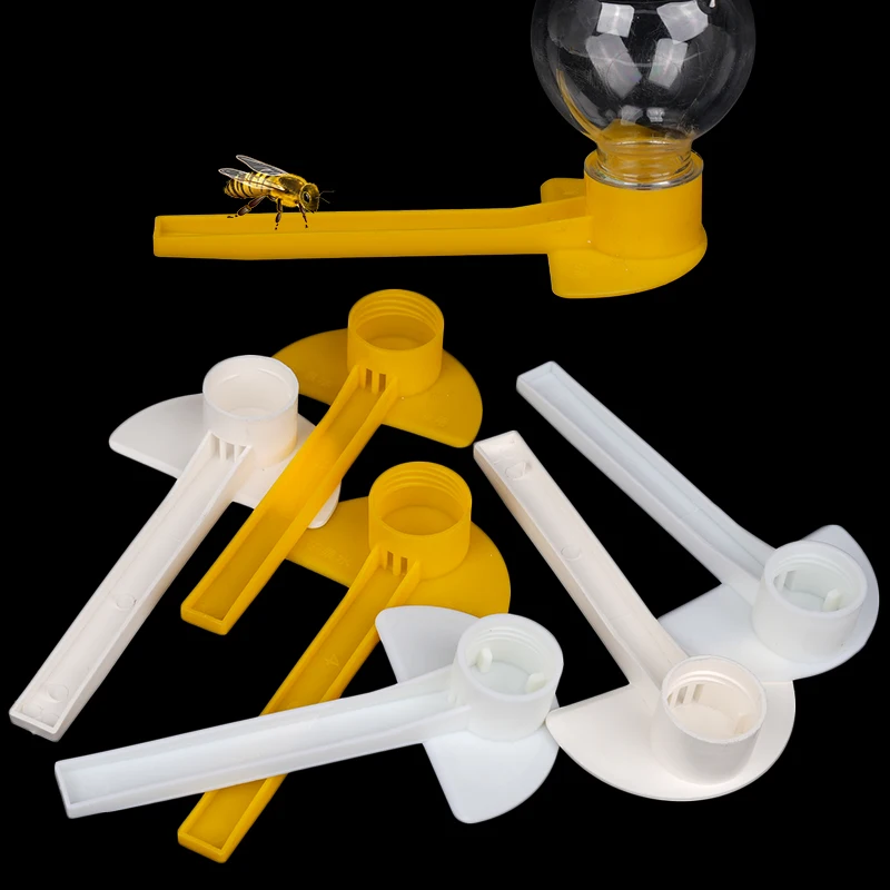 100Pcs Plastic Beekeeping Entry Feeder Cap Feeder Beekeeper Equip Beekeeping Hive Garden Bee Water Drink Feeding Tools