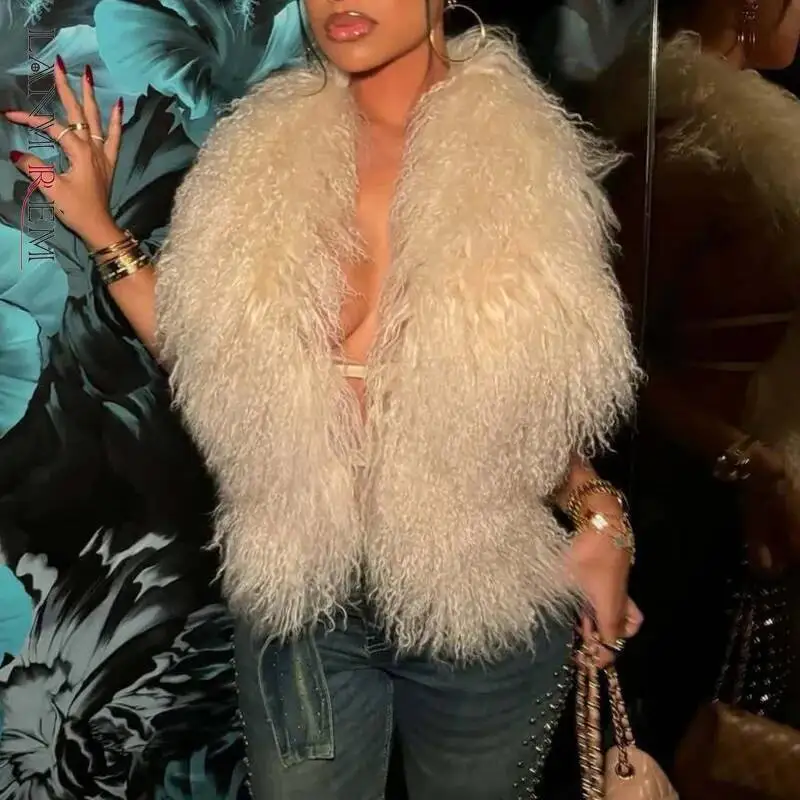 LANMREM 2025 nouveau gilet en fausse fourrure pour les femmes Imitation peau de mouton Sexy dos nu haut à licou automne hiver Chic vêtements 2DB4916