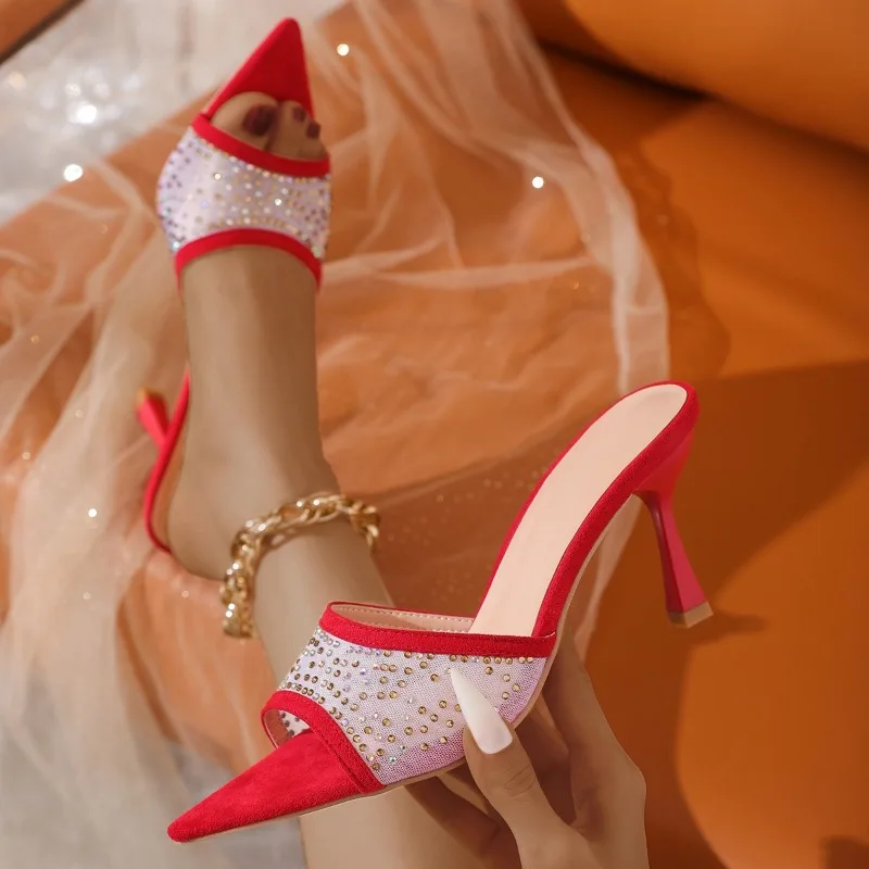 Luxury rhinestone ladies slippers 2024 summer fashion pointed comfortable non-slip slippers open toe banquet party shoes women