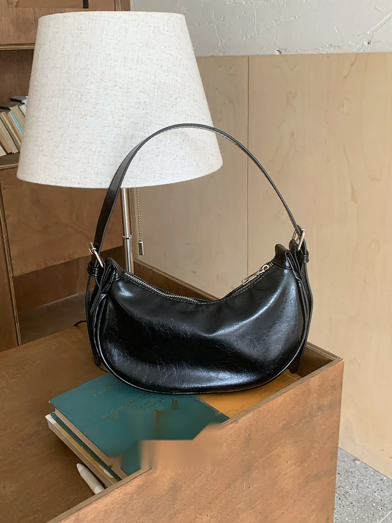 Design de nicho coreano axila para mulheres 2024 outono e inverno nova bolsa de alta qualidade bolsa de ombro de mão prateada bolsa crossbody_voghion.com