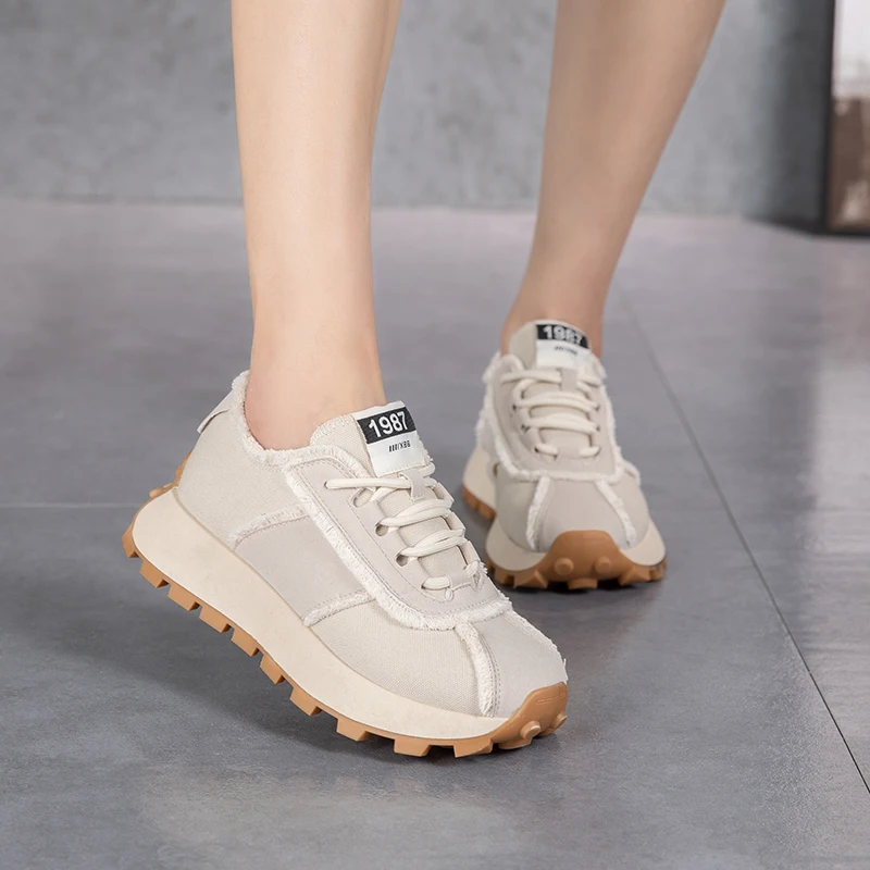 2023 New Cool Women Golf Shoes Comfortable Turf Walking Jogging Shoes Spring Autumn Woman Black Golfing Sport Sneakers 35-40