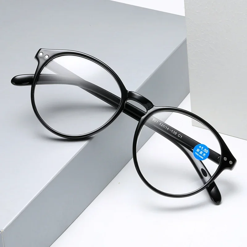 

Очки для чтения с защитой от сисветильник для мужчин и женщин, гибкие оправы из TR90 с пружинными петлями, компьютерные, для дальнозоркости, UV400, 1 шт.