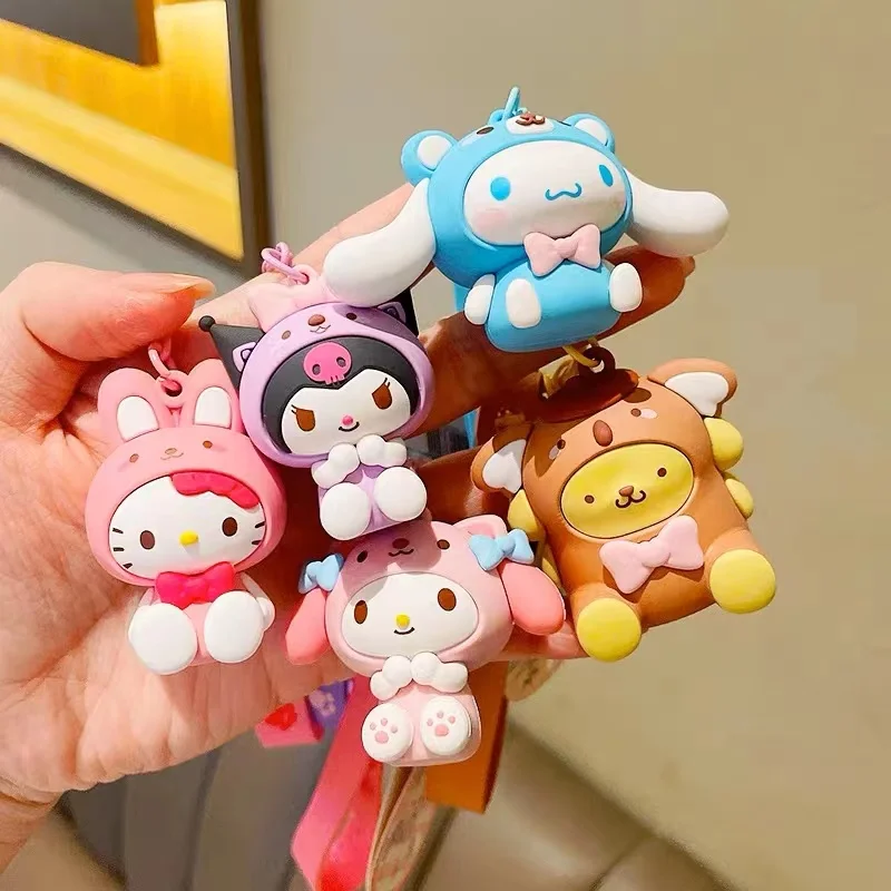 Sanrio Hello Kitty Keychain Kuromi Cinnamoroll Kawaii Fashion Girl Bag Pendant Backpack Doll Keyring Child Toys Birthday Gift