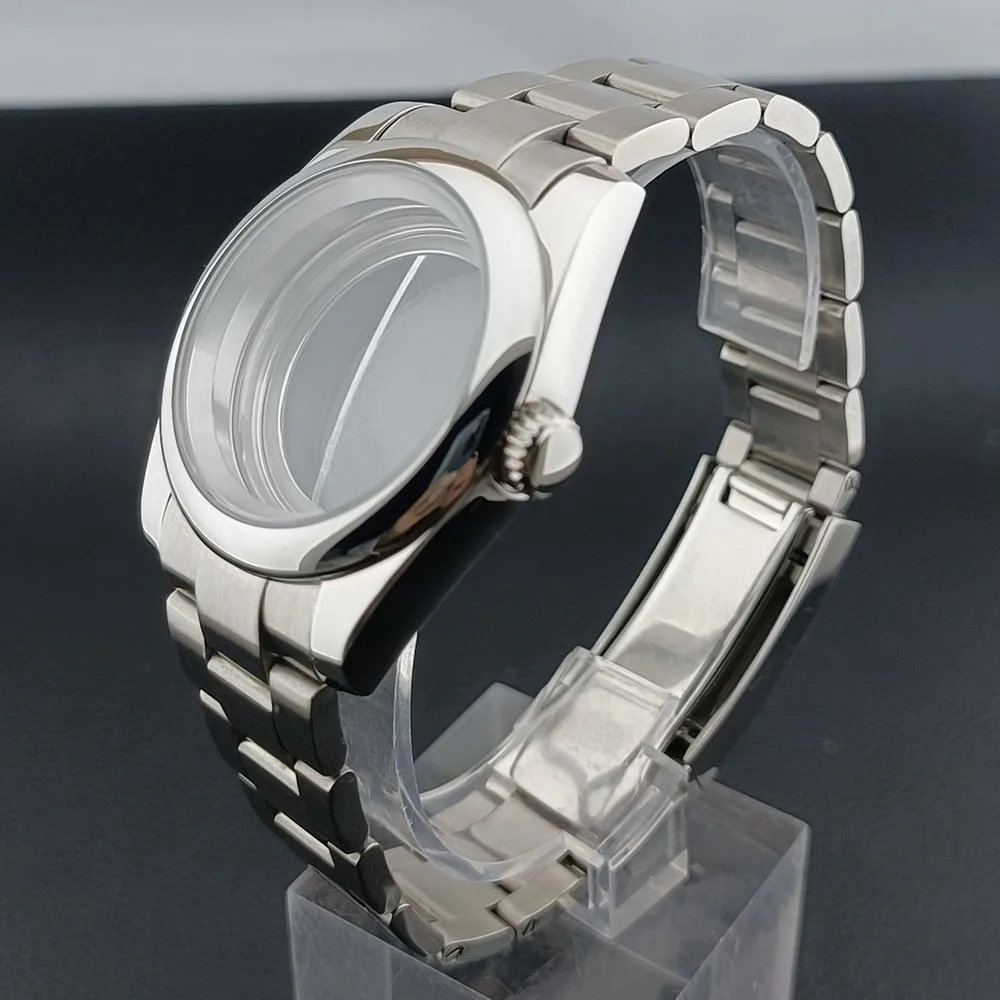 Stainless Steel Sapphire Glass Watch Case with 20mm Strap