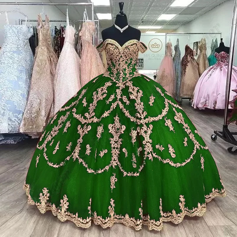 Delicate Off Shoulder Quincenera Sparkly Ball Gown Golden Appliqued Prom Party Robe De Soiree Celebrity 15 Ans Vestidos Fiesta quinceanera dresses