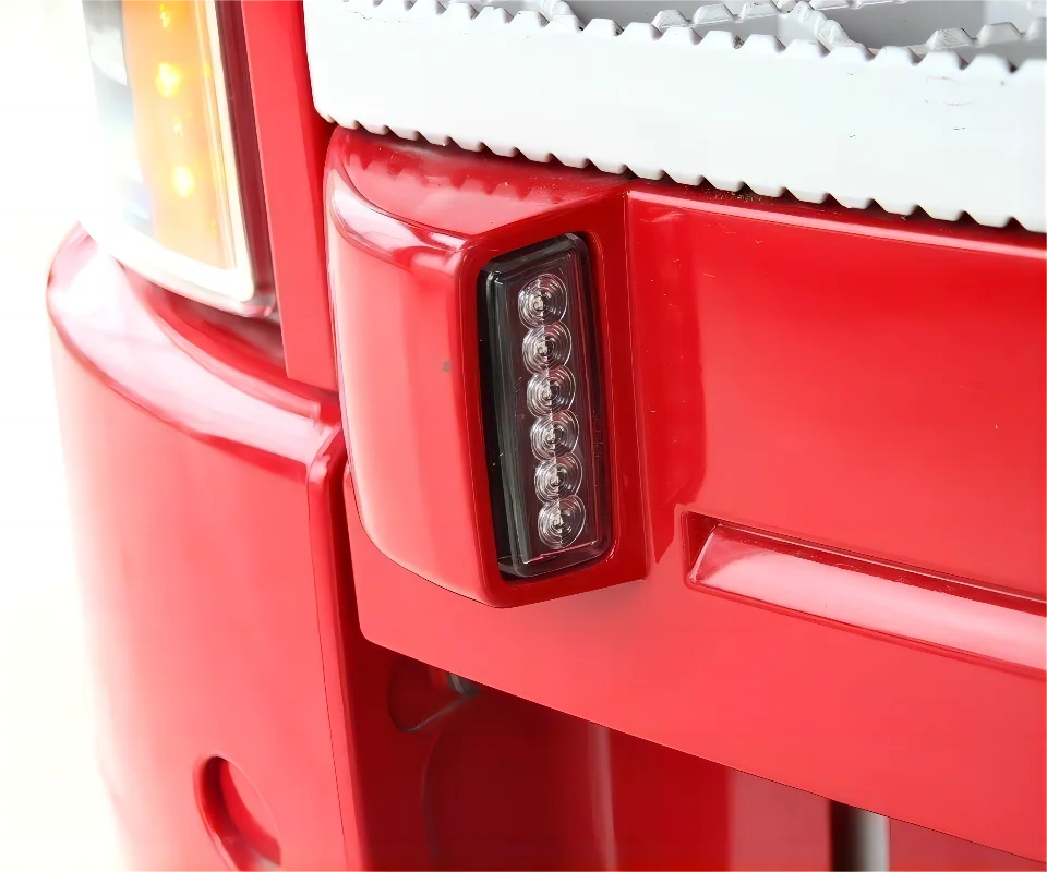 1 PCS Yellow White Marker Light For SCANIA 1928063 LED Indicator