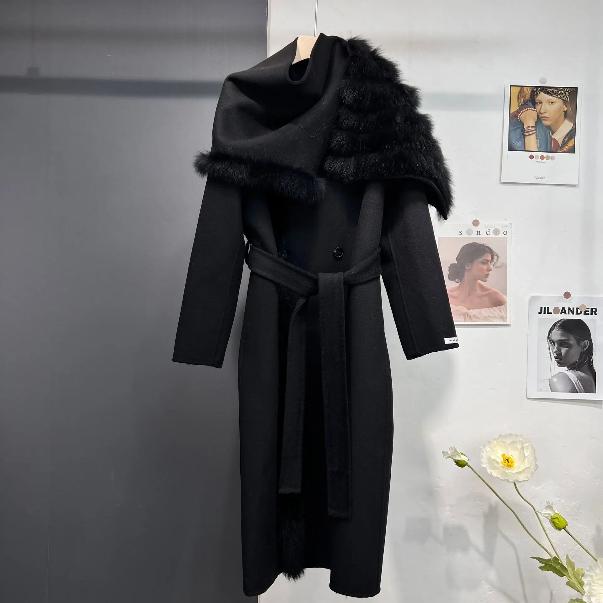 

2023 Fur Coat Winter Wool Double sided Nylon Coat Women's Long Fit Windbreaker Fox Scarf Shawl