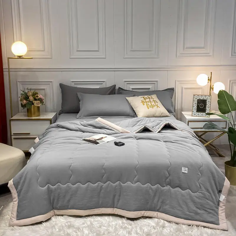 

MissDeer Japanese Minimalist Style Soft Comforter Blanket Single Queen King Size Air Conditioning Quilt