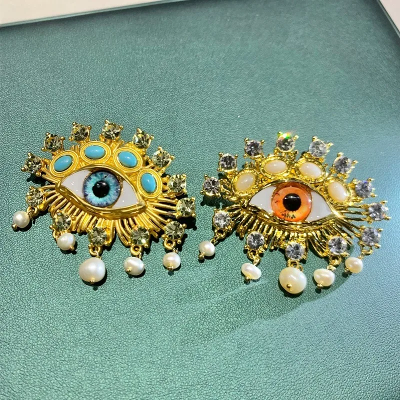 Barocke Luxus schöne funkelnde Teufelsaugen Design Herren Damen Brosche Pins, Schmuck Accessoires Paare Überraschung Partygeschenke