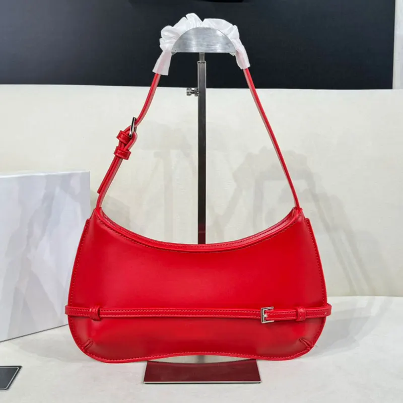

Fashion French Underarm Bag Luxury Design Shoulder Bag Women Half Month Purse Simple Casual Versatile Wallet 2024
