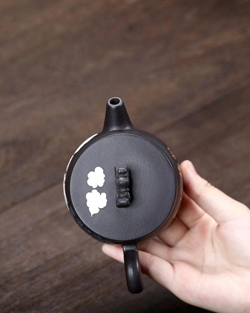 Chinese Pine Crane Patterns, Black Gold Sand From Original Mine Yixing Purply Clay Chinese Kongfu Tea Pots, Handmade, 190ml, New