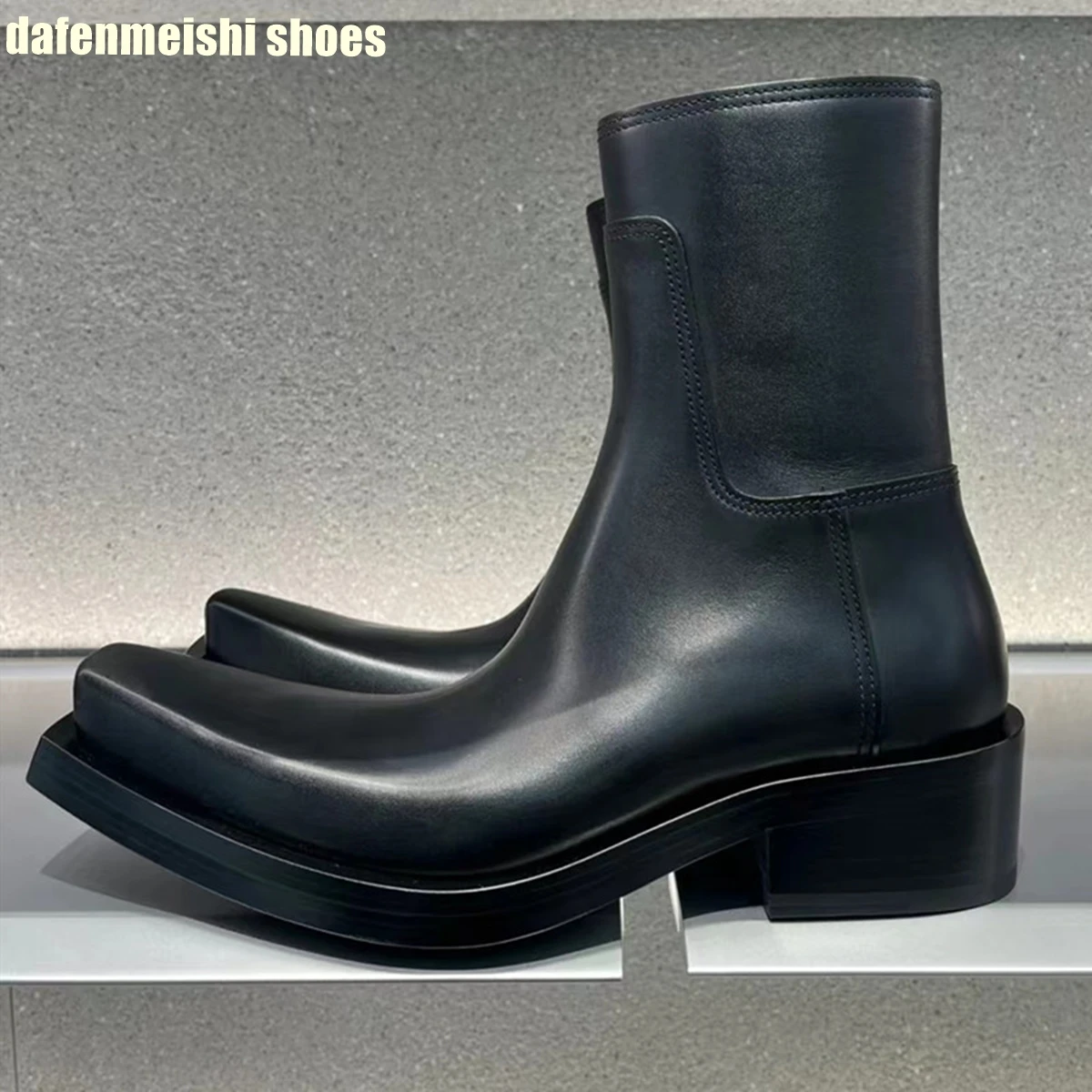 

Mid Tube Square Toe Thick Heeled Boots for Women Side Zippers Black Platform Soles Men's and Women's Chelsea Leather Boots