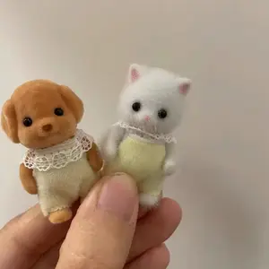 Figurine - la fille chat persan et sa panoplie de princesse - sylvanian  personnage et tenues, figurines