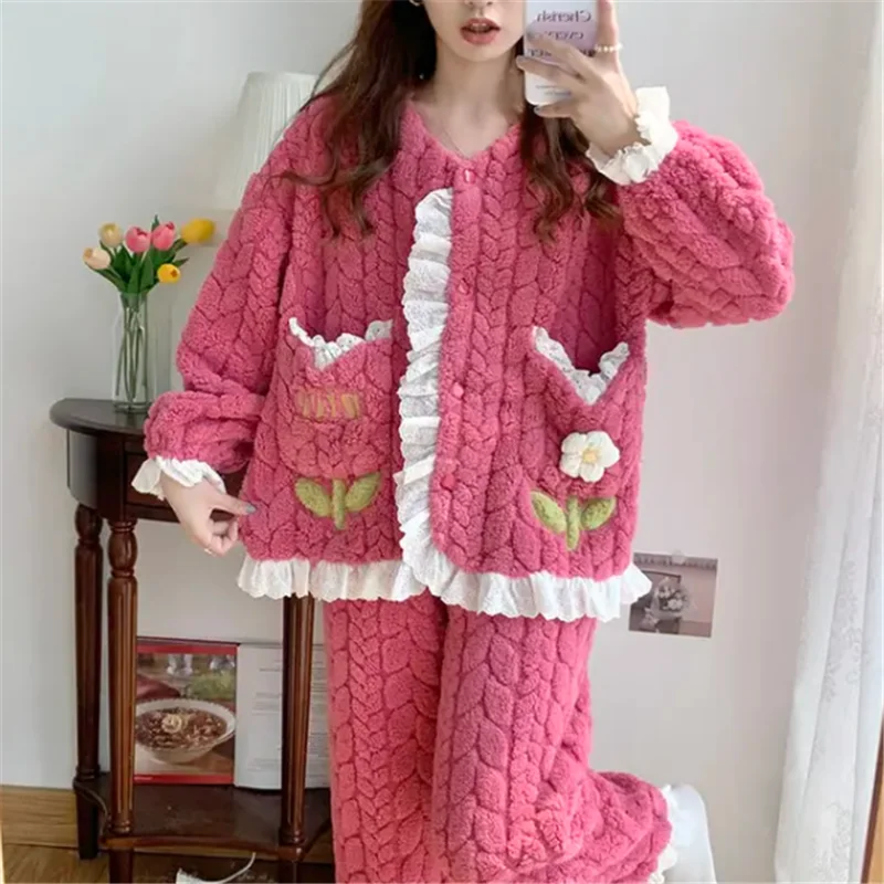 

Женские бархатные пижамы кораллового цвета; Женская зимняя теплая фланелевая Домашняя одежда с круглым вырезом; Милая теплая Домашняя одежда с вышивкой; Пижамы