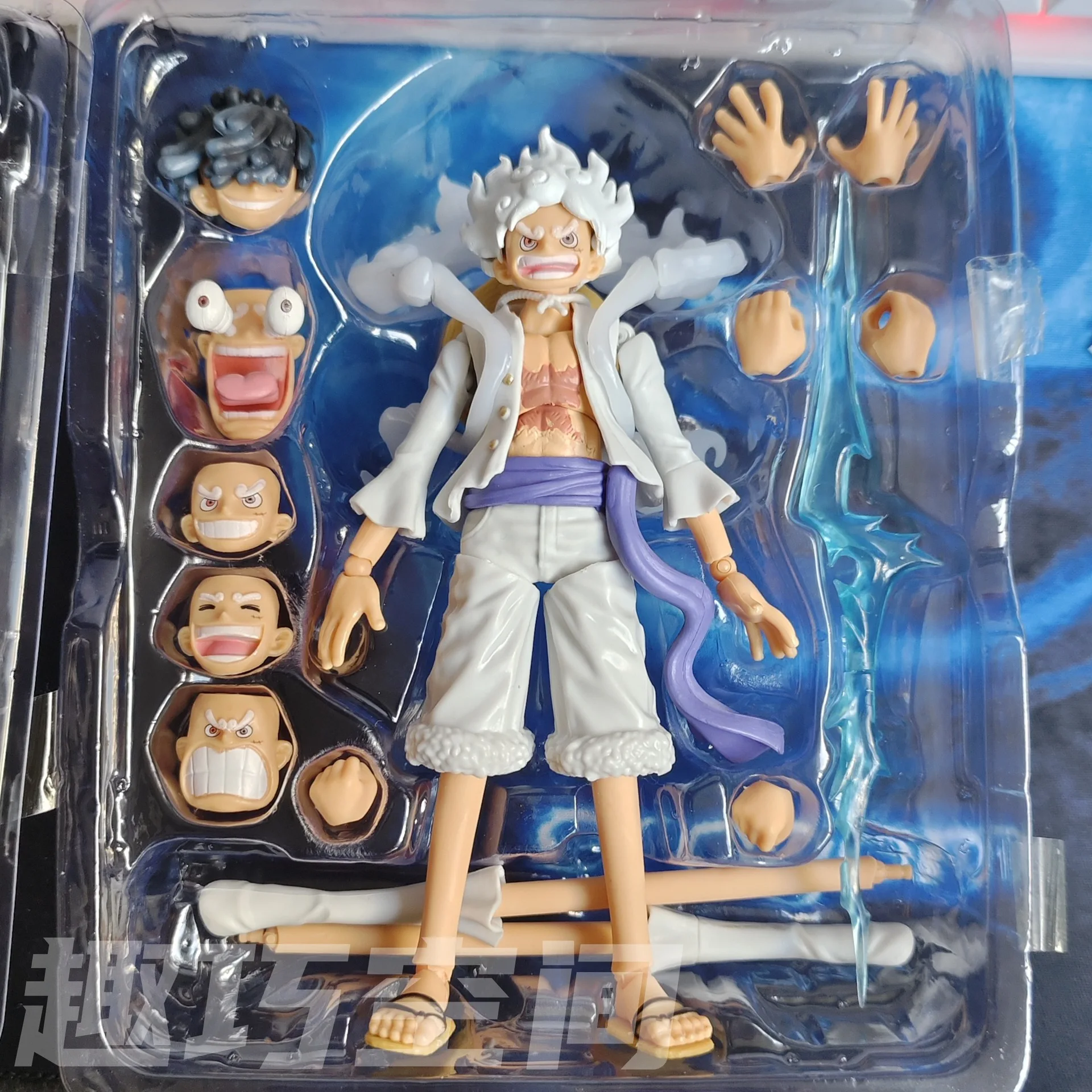 Figurine One Piece - Nika Luffy Gear 5 JoyBoy Exclusive 2024 - La