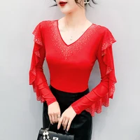 T-shirts d'automne en maille transparente pour femmes, haut à col en v orné de cristaux avec volants élégants, manches longues, 2025 2