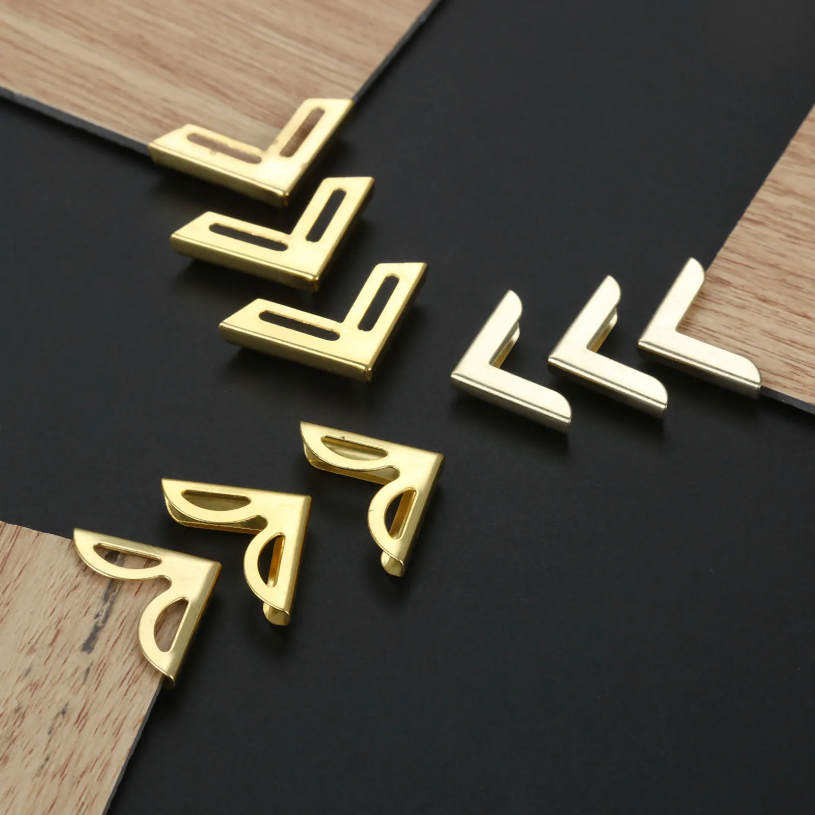 100Pcs Antique Box Corner Protector Zinc Alloy Gold Edge Safety Guard for Book Notebook Album Menu Decorative Cover 15/17/18mm