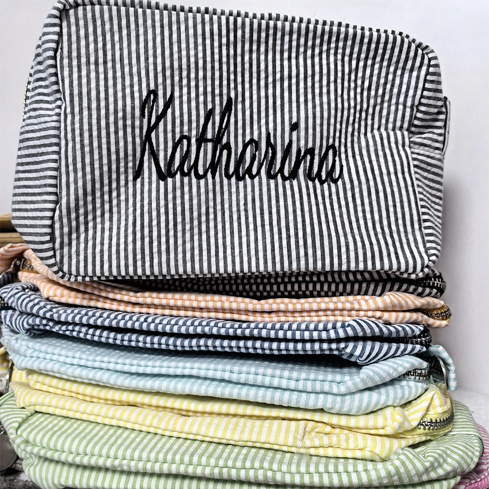 New Customized Striped Makeup BVag for Travel Personalized Embroidered Name Portable Toiletry Bag Women's Makeup Storage Bags