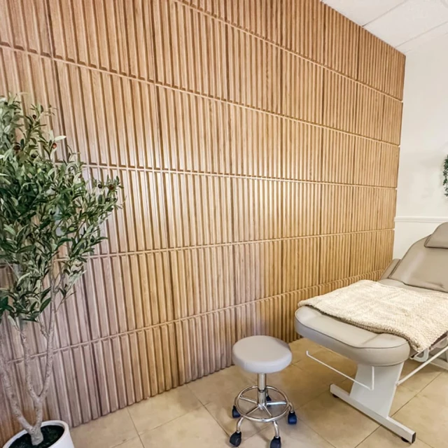 แผ่นผนัง 3 มิติ ลายมู่ลี่ 12 ชิ้น ขนาด 30 ซม. สำหรับตกแต่งผนังห้องนั่งเล่น ห้องน้ำ ห้องครัว 1