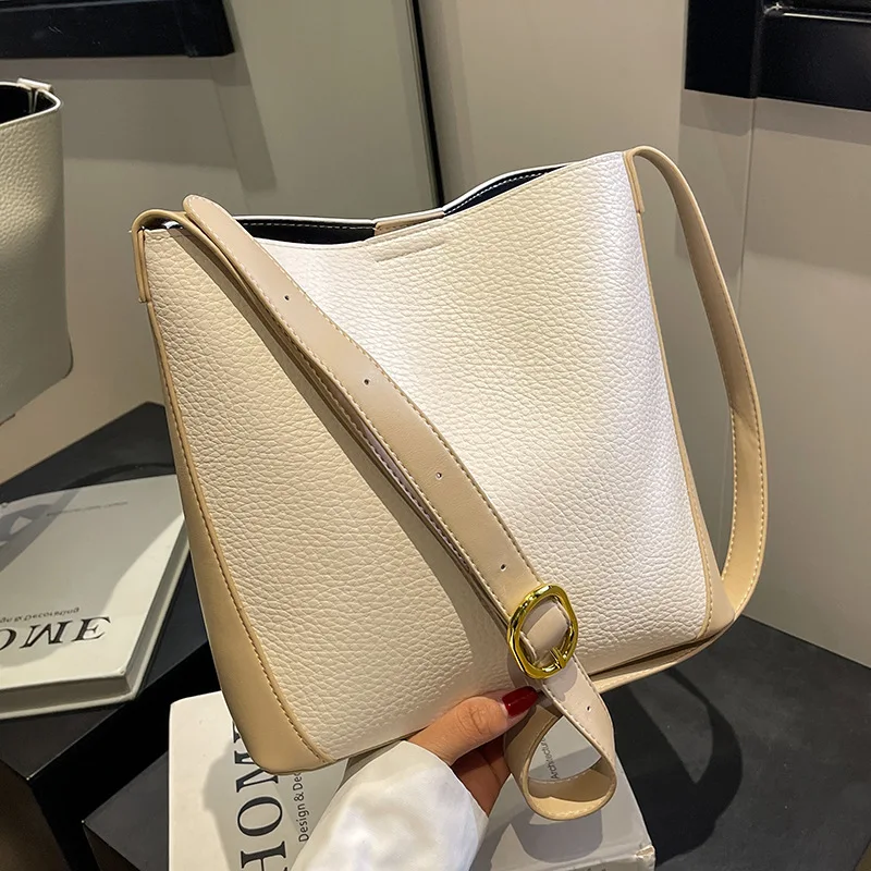 

2023 Summer Popular Women's Bucket Bag Fashion Simple Textured Large Capacity Single Shoulder Pack Casual Crossbody Bags