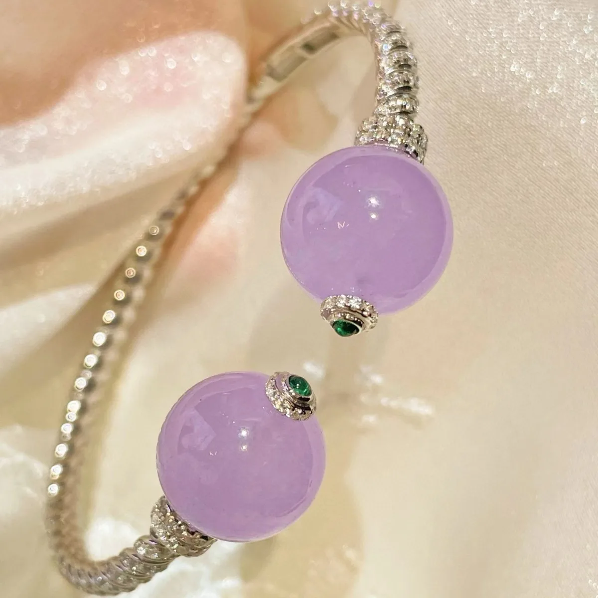 Wholesale S925 silver plated 18k gold full diamond purple chalcedony fashionable bracelet with side open for wearing