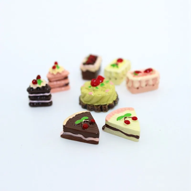 8Pcs/Set Creative Small Cake Decoration Models Miniature Sweet Food Dollhouse Accessories Handmade Miniatures Figurines Crafts