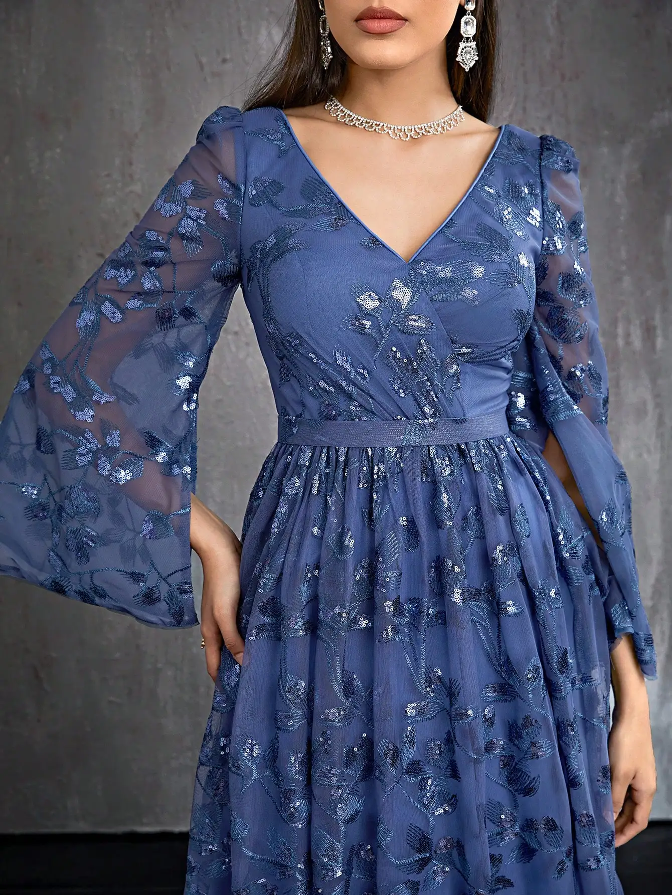 فستان سهرة ترتر MGIACY بكم طويل