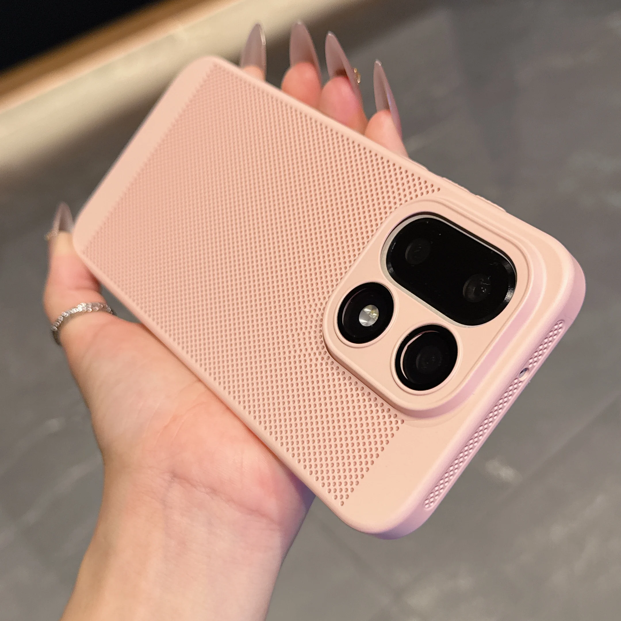 Breathable Heat Dissipation Phone Case with Glass Lens Protection and Cooling Mesh Cover