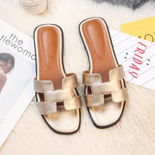  Women's Slippers High Quality Outdoor Fashion Flat Casual Sandals Classic Designer Leather Beach Slippers Women's Plus Size2022 