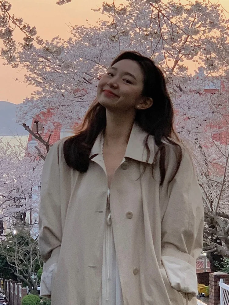 

2023 Htbt23 Осенняя новая Корейская Восточная ворота блоггер лихорадки однотонная свободная однобортная накидка ветровка