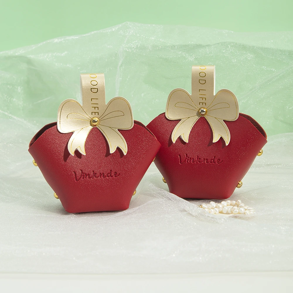 Red PU Leather Bag 14x9x6cm Jewelry Handbag With Gold Bowknot Wedding Favors Gift Candy Basket Box Portable Travel Storage Pouch