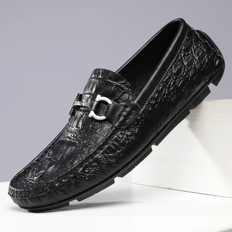 

Leather Men Casual Shoes Red Black Luxury Fashion Flat Sneakers Social Original Boat Shoes Comfortable Men Loafers Free Shipping