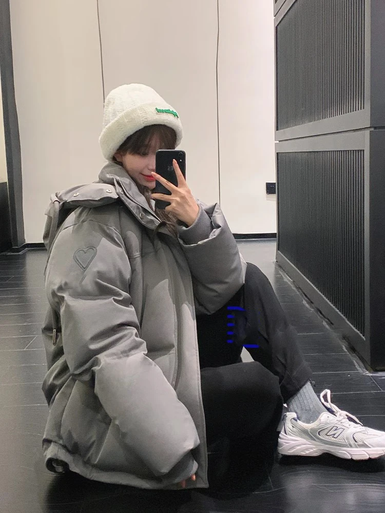 Рисунок 4 - Зимний пуховик с воротником-стойкой