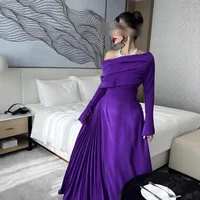 Off-Shoulder Dress – 2024 Winter Folded Evening Style