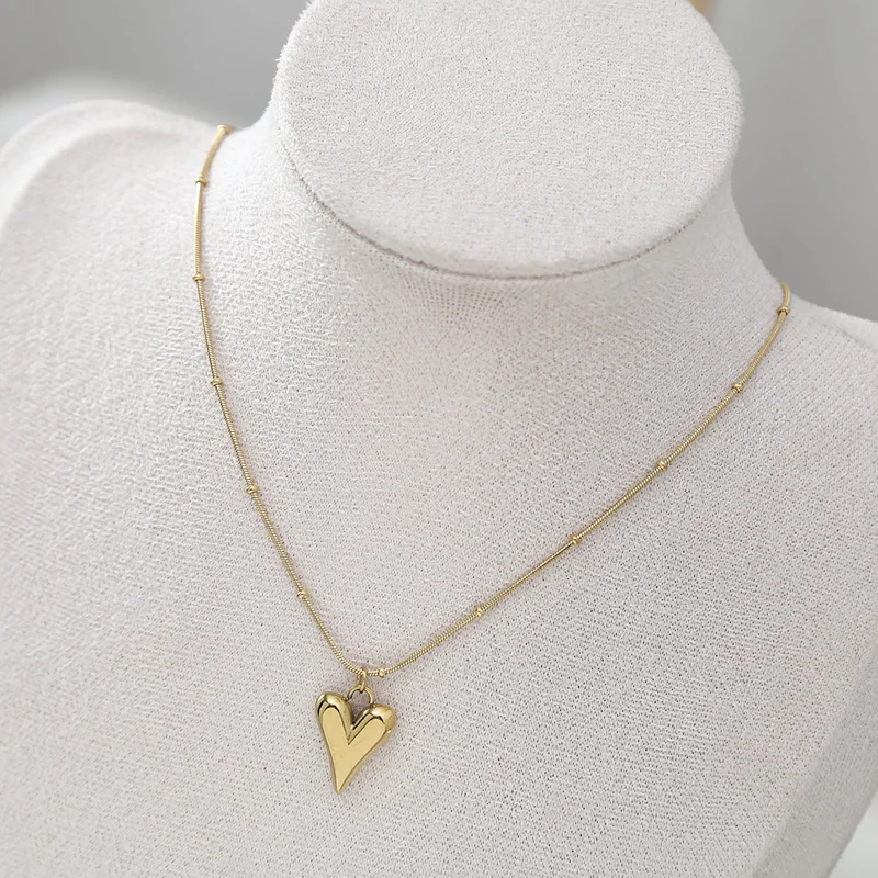 

SZN 316L Stainless Steel Gold Plated Love Heart Pendant Necklace For Women New Trend Girls Clavicle Chains Party Jewelry Gifts