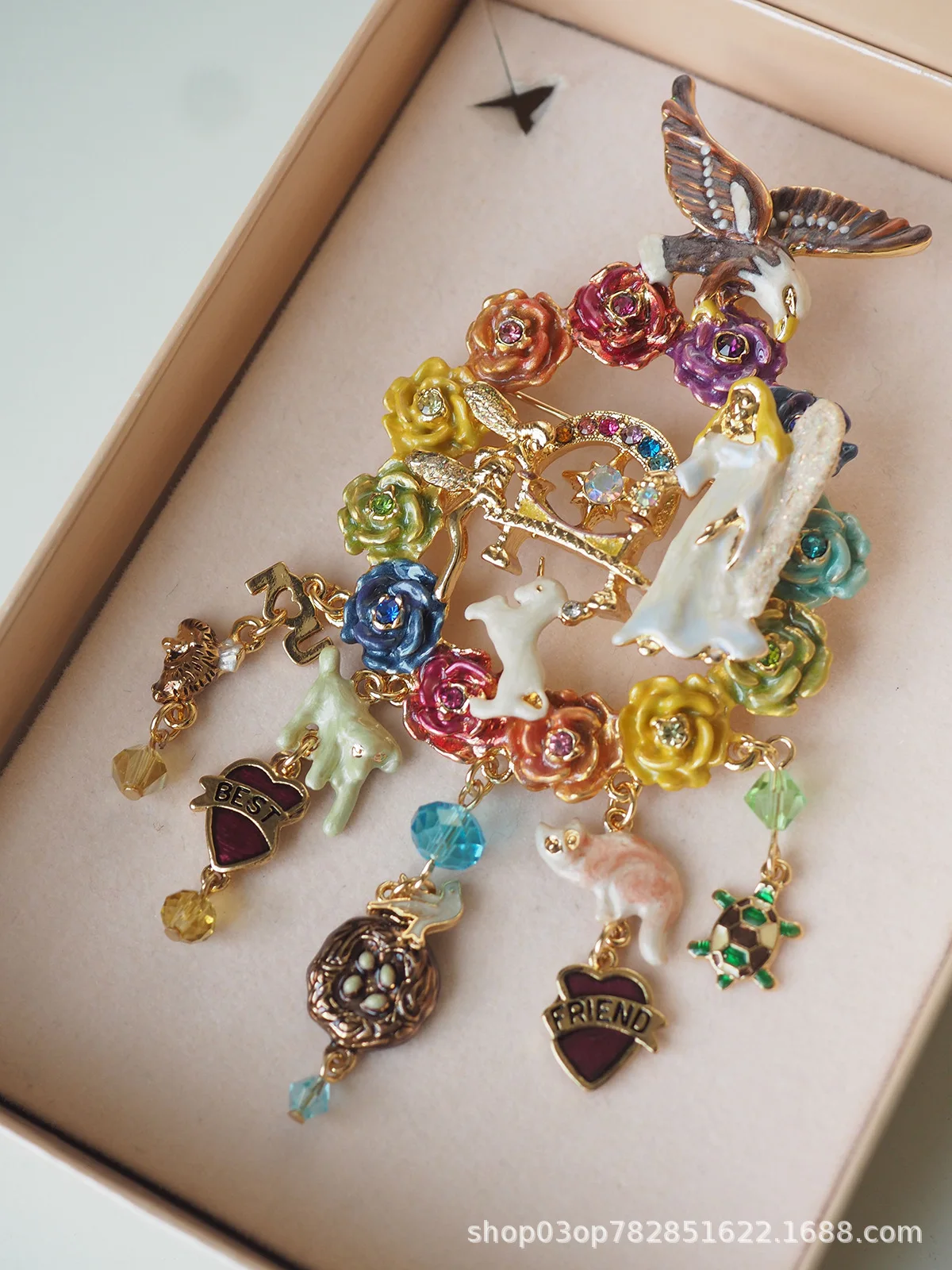 

Vintage Western Vintage Good Friend Pendant Brooch, Summer 2022 Vintage Medieval brooch