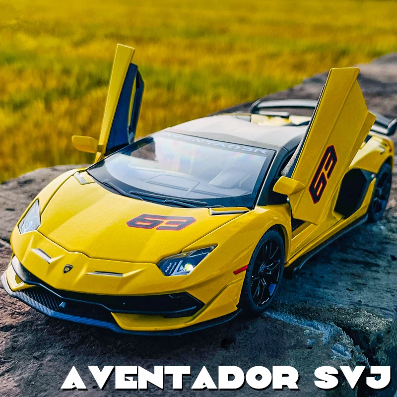 

1/24 Aventador SVJ 63 Alloy Sports Car Model Diecast Metal Toy Racing Car Model Simulation Collection Sound and Light Kids Gifts