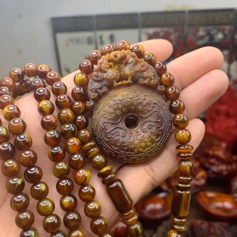 

A Set Ambergris Grey Amber Pixiu Safe Buckle Pendant With 7mm Beads Neck Chain Walking Perfume Accessories Jewelry Necklace