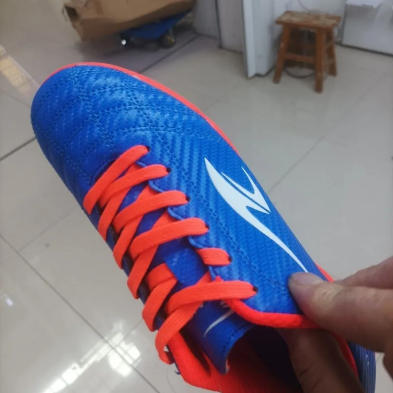 Original Brand Men Woman Outdoor Soccer Shoe Top Quality Wearable Professional Soccer Long Spike Shoe Designer Football Trainers