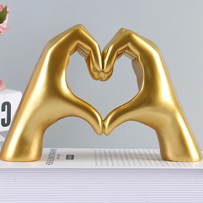 

Nordic Heart Gesture Sculpture Abstract Hand Statue Home Decoration Ornament For Girlfriend Lover Gifts