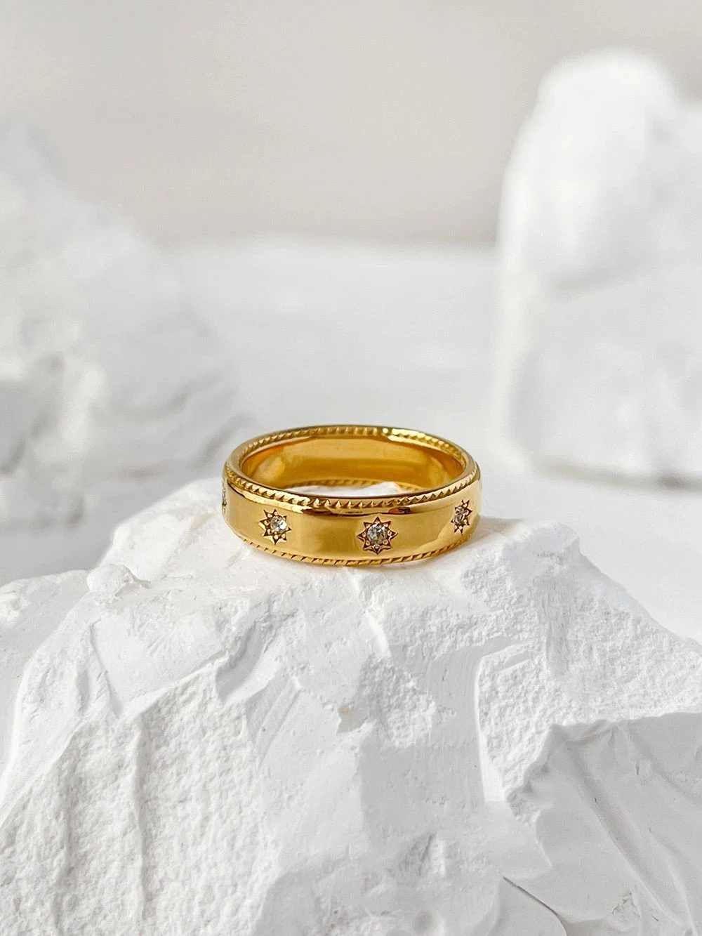 Pavoi Ring Stackable 18k Gold Plated Stackable Rings Set 3-Piece