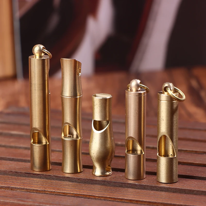 1pc Brass Portable Survival Whistle - High Decibel Explosive Single Tube Whistle Keychain Pendant Outdoor Emergency Tool
