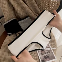 Nouvelles femmes culottes taille moyenne coton solide Simple sous-vêtements de sport slips pour filles confortable respirant Lingerie féminine 4