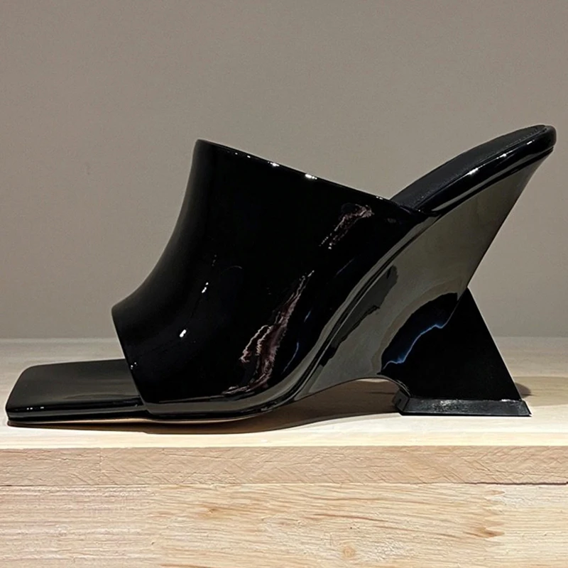 

2023 Ladies Slippers Summer New Solid Color Square Head Banquet High Heel Sandals Appear Thin Open Toe Romanesque Women Pumps