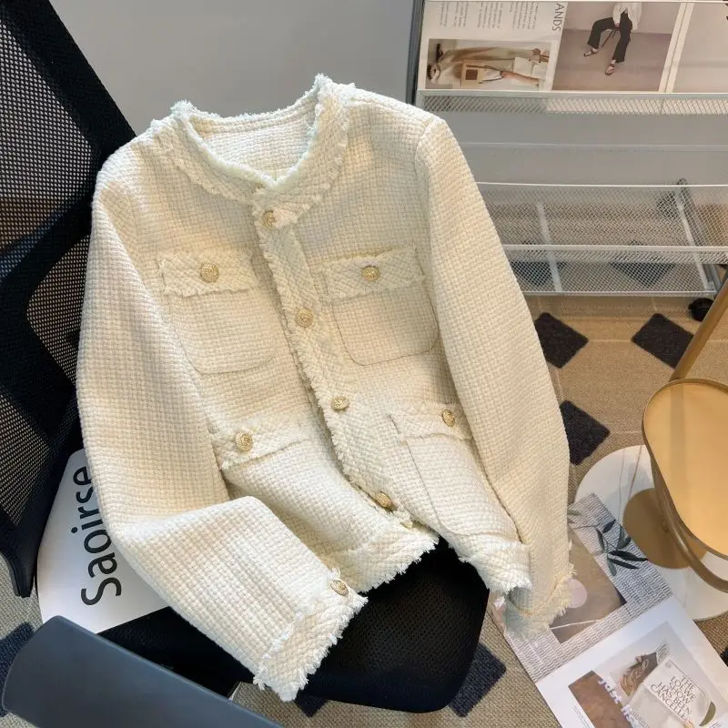

2023 New Autumn Winter Women Small Fragrant Coat Vintage Tassel Elegant Outerwear Fashion Office Lady O-Neck Plaid Short Jacket
