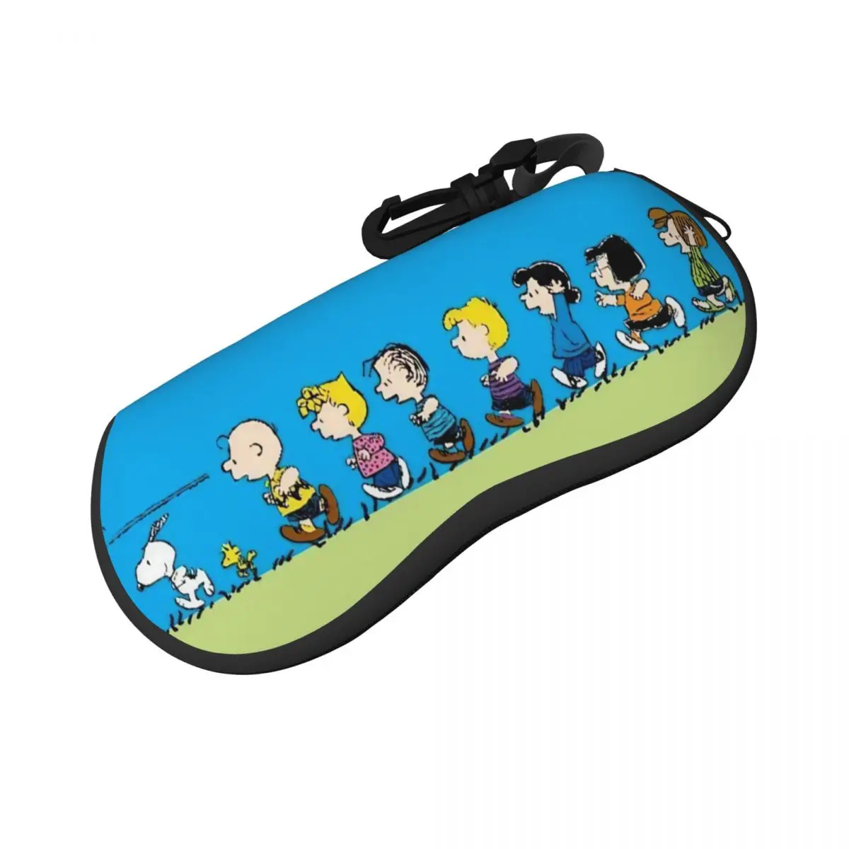 thumbnail image 1 of Estuche para gafas unisex con personajes de cómics de Peanuts, ligero, con diseño de Snoopy, Charlie Brown, Linus y Lucy, caja de almacenamiento para gafas de sol, 1 of 5