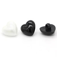 EQUBO 13/15/18/21/25mm White Black Heart Shape Plastic Pearl Buttons for Clothing Large Coat Knitwear Shirt Blouse Handmade Deco 1