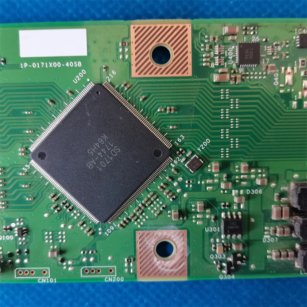 TCF4744 ♯NW1 1P-0171X00-40SB Logic Board RUNTK0334FV ZA ZS T-CON LVDS FOXCONN