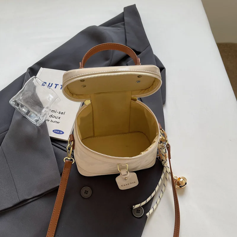 حقيبة دلو عصرية محمولة باليد، حقيبة كتف كاجوال عصر...